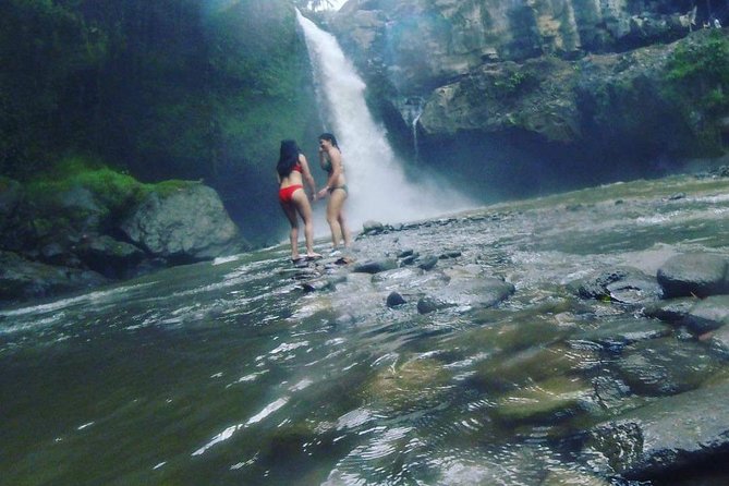 6 Days Best Of Bali And Nusa Penida All Inclusive Private Tour - Day 1: Nusa Dua Beach, Uluwatu Temple, and the Kecak + Fire Dance