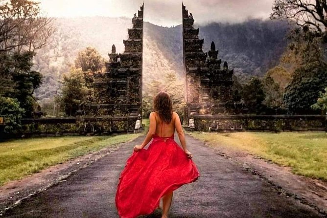 6 Days Best Of Bali And Nusa Penida All Inclusive Private Tour - Day 6: Mount Batur sunrise jeep, hot spring swim, Ulun Danu Bratan, and Tanah Lot