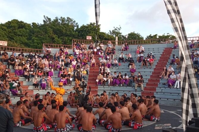 All Inclusive Kecak Dance and Uluwatu Temple Admission Ticket - Choosing between the 6pm and 7pm Kecak sessions