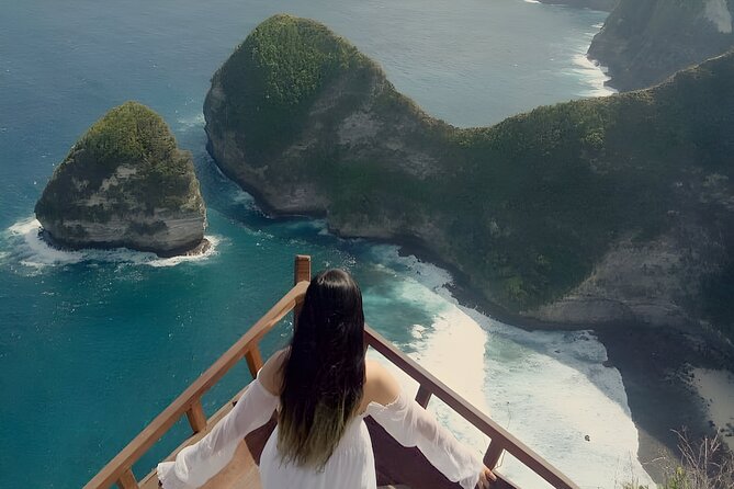 All inclusive Two Days and One Night on Nusa Penida Island - Day 2: Atuh Beach, Pantai Diamond, Rumah Pohon tree house, and Teletubbies Hill