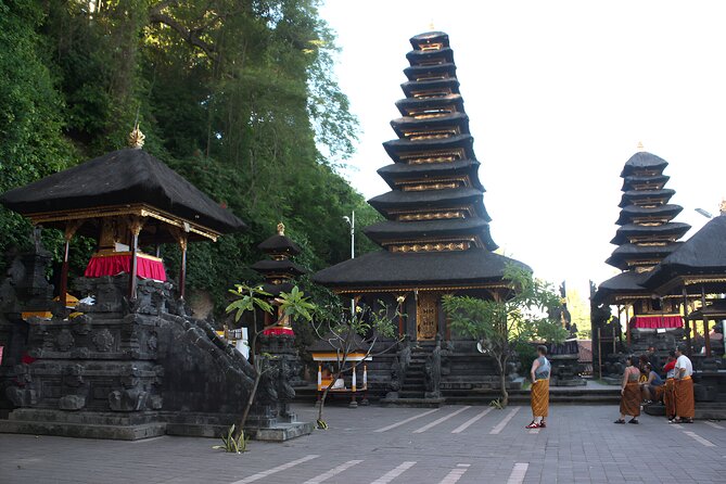 Amazing Private East Bali Full-Day Tour - The Driver Experience: Communication, Personality, and Stop Swaps