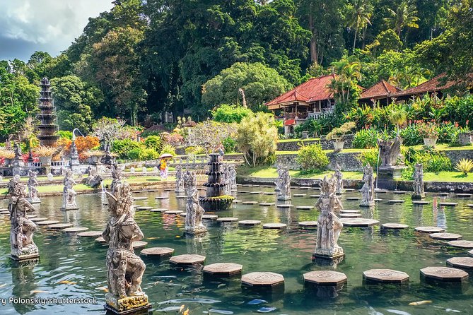 Amazing Private Tour: Lempuyang temple, Tirta gangga, Tukad cepung waterfall - How the Driver Makes (or Breaks) the Day