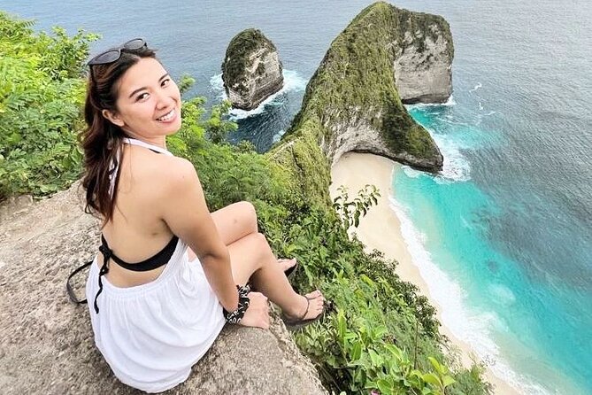 Bali 3 Days Private Tour-Bali Highlight - Day One in Central Bali: Batuan, Ubud’s Monkey Forest, and Tirta Empul