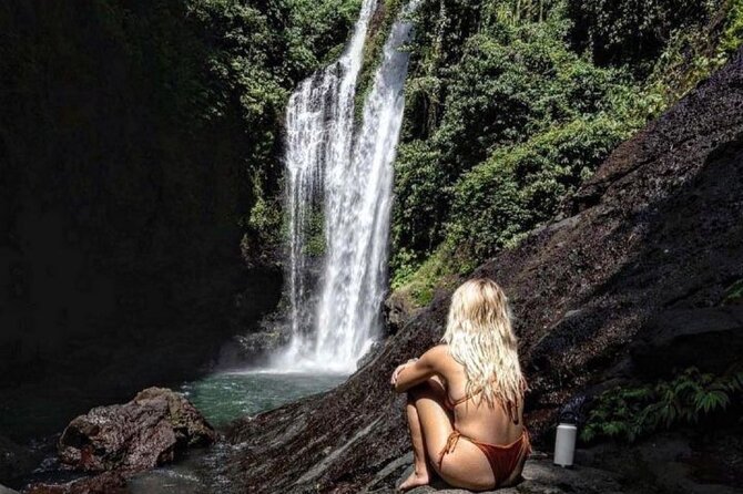 Bali Beach Horse Riding combo with waterfall All Inclusive - Kanto Lampo waterfall near Ubud: adventure plus Instagram-ready angles