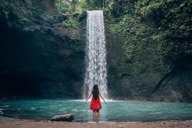 Bali: Best Eastern Waterfalls with Private Bali Tours - The Coffee Plantation Stop: Tastings, Plants, and Meeting Locals