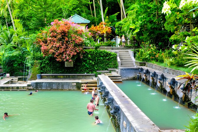 Bali Car-Charter: Amazing North Bali Tour - Stop 4: Brahma Vihara Arama Buddhist Monastery for the Big, Colorful Cultural Stop