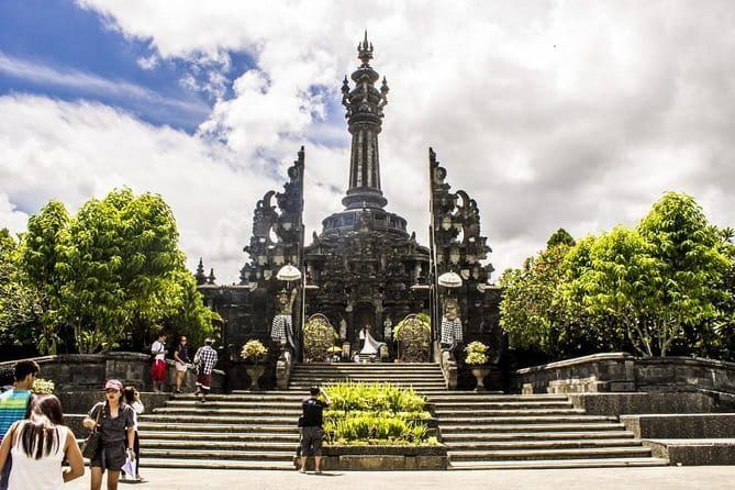 Bali Car-Charter: Half Day Denpasar City Tour - How the Denpasar half-day tour actually feels