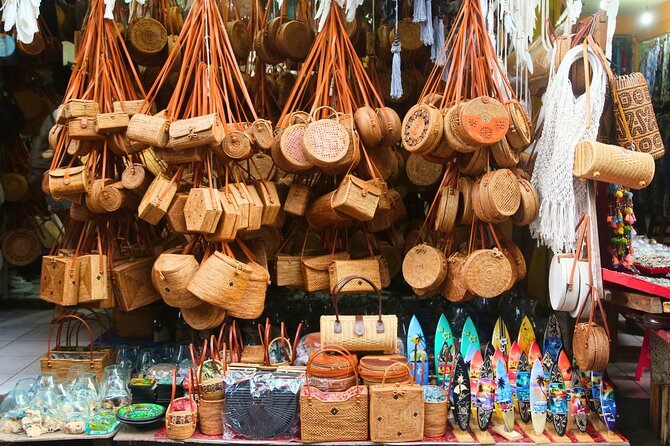 Bali Cultural Experience - Ubud Street Market: shopping for crafts, not just souvenirs