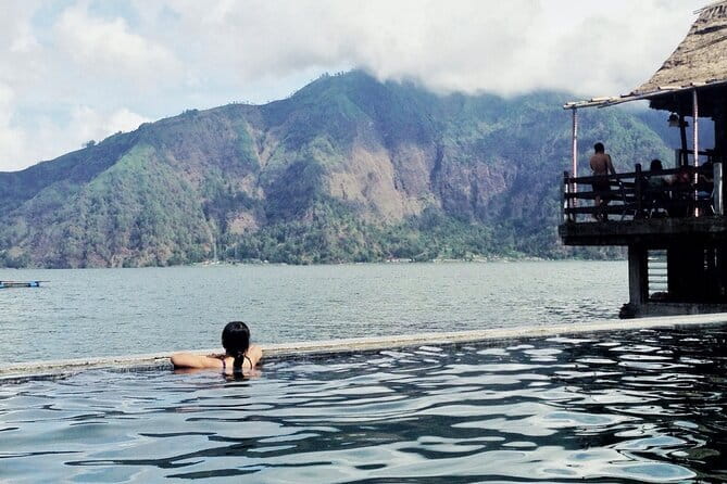Bali day trip : Batur Sunrise Hike and Hot Spring All inclusive - Why the 1:30 am start is the point of Mount Batur