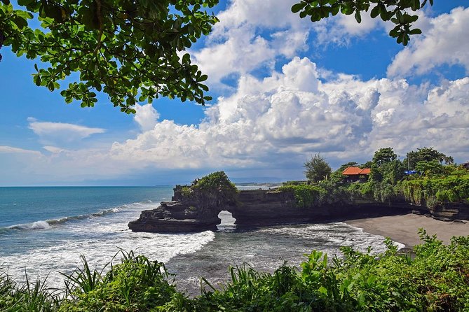Bali Half Day Tour - Taman Ayun temple, Alas Kedaton,Tanah lot sunset Dinner - Taman Ayun Temple: A Moat-Cut Start in Mengwi Country
