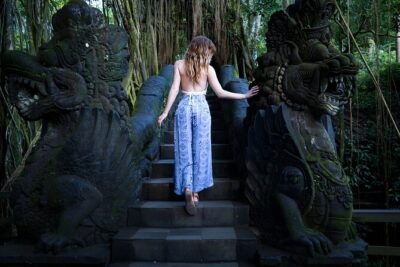 Bali Half Day-Tour: Ubud Night Trip Packages - Sacred Monkey Forest Sanctuary: a rainforest pause in the middle of Ubud