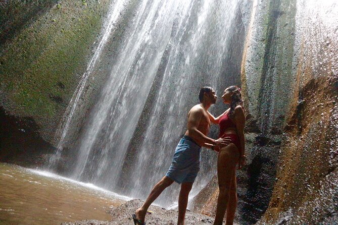 Bali Instagram Tour: The Most Popular Spots ( Private All-Inclusive ) - The private guide factor: photos get easier