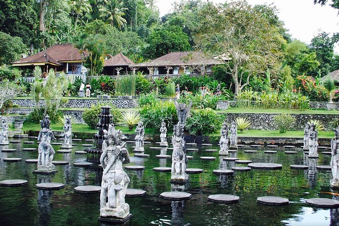 Bali Instagram Tour: The Most Popular Spots ( Private All-Inclusive ) - Stop 1: Lempuyang Temple and the Gates of Heaven with Mt. Agung in view