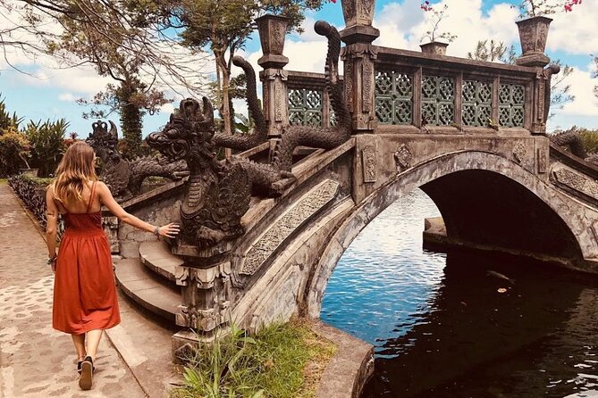 Bali Instagram Tour to The Most Scenic View - Leo and Leona energy: friendly guidance that keeps the day stress-free