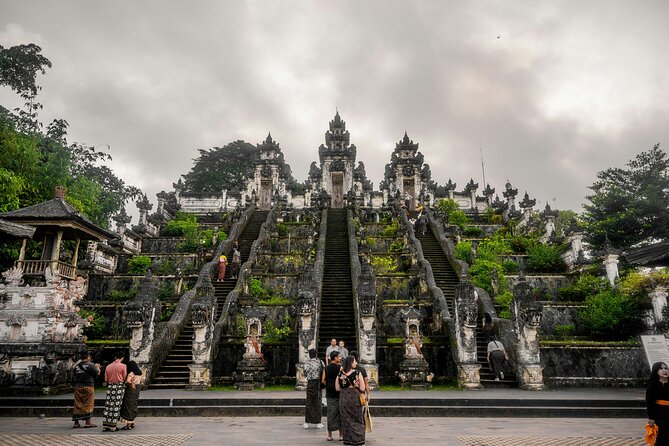 Bali Lempuyang Gate of Heaven and Besakih Mother Temple Tour - Lempuyang Temple: Mount Agung views and the IDR 25,000 photo fee