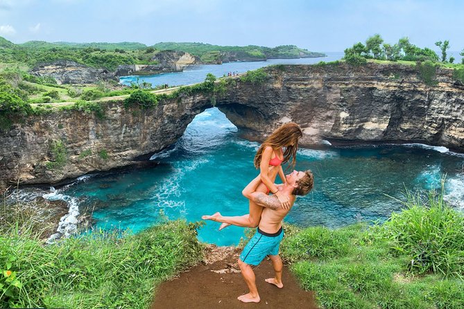 Bali-Nusa Penida. West Part. Private car. All-inclusive - Private car with driver: the value you feel on an island day