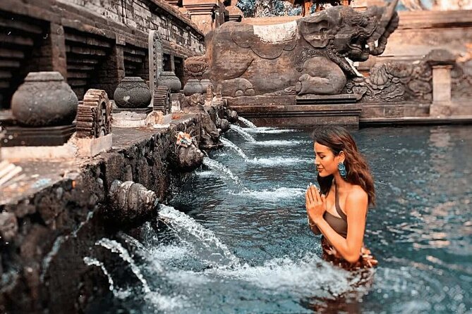 Bali Private Car Hire with English-Speaking Driver - Stop 1: Tirta Empul Temple and its holy springs