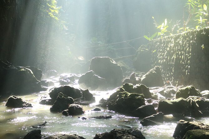 Bali Private Full Day Tour to Visit the Best Waterfalls and Swing near Ubud - Stop 2: Kanto Lampo for a smaller, cheaper entry waterfall