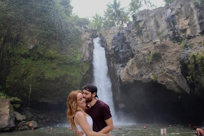 Bali Private Full Day Tour to Visit the Best Waterfalls and Swing near Ubud - Stop 6: Bali Pulina Coffee Plantation for a free-admission payoff