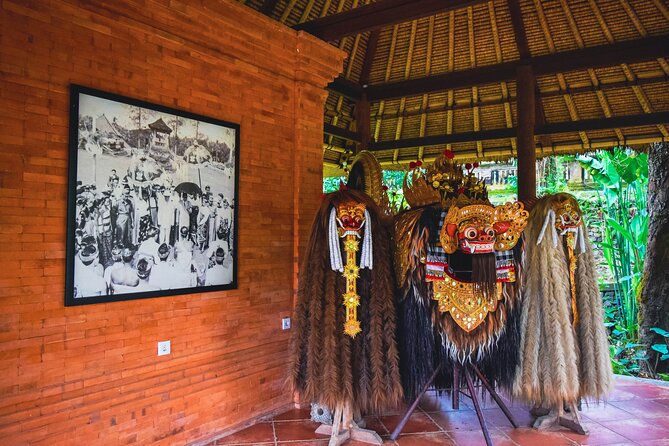 Bali Pura Taman Ayun Temple, Monkey Forest & Tanah Lot Excursion - Snack stop and rural scenery: fried tapioca, sweet potato, and possible shop detours