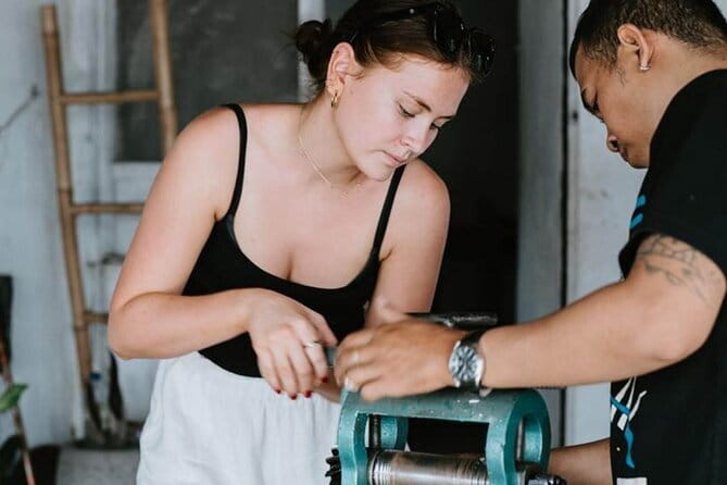 Bali: Silver Jewelry Making Class in Kuta - Sanding and polishing: the finishing stage that turns metal into jewelry