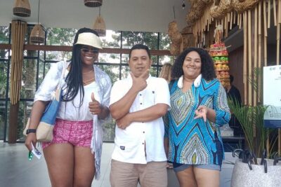 Bali Swing Hot Spring And Waterfall Private Guided Tour - Sacred Monkey Forest Sanctuary in Ubud: easy time, big energy