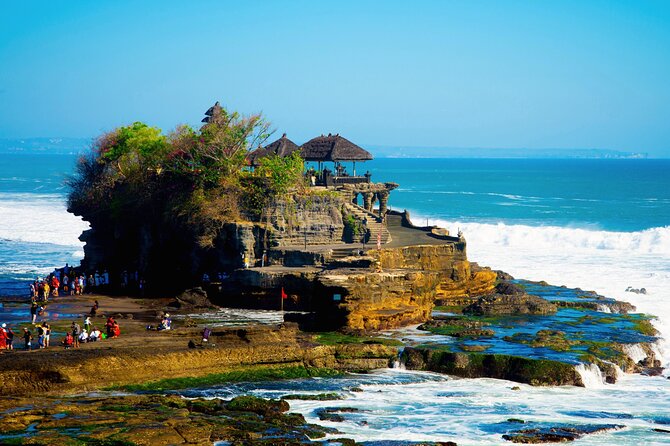 Bali Tana Lot Half day Sunset - Batu Bolong Temple: The Arched Rock Bridge and Sunset Photo Chances