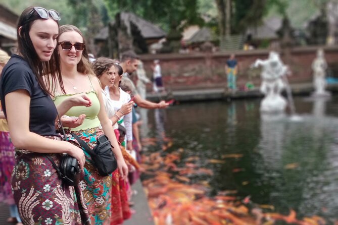 Bali Ubud Driver - Stop 3: Tegenungan Waterfall for that jungle-to-camera moment