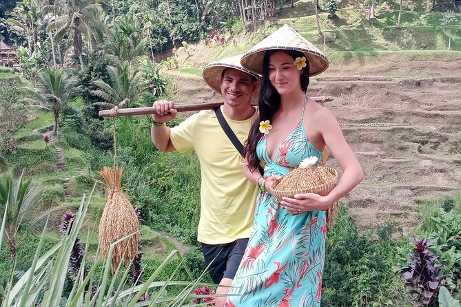Bali Ubud Driver - Stop 5: Tirta Empul Temple, plus a note that points to Goa Gajah