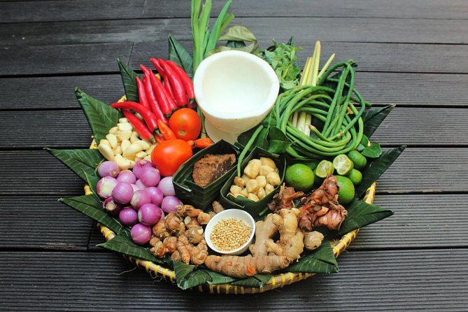 Balinese Cooking Class in Seminyak - With Chef Putu and the team: how the lesson actually runs