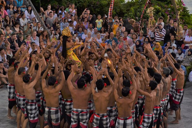 Bali's Best Sunset: Uluwatu Kecak Dance & Dinner Jimbaran Beach - Entering Uluwatu Sunset Mode: Why This Tour Works