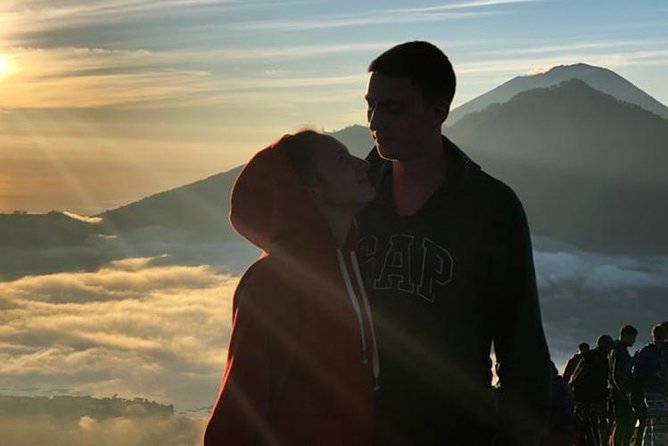 Batur Volcano Trekking - The descent: legs burn, but the payoff is already done