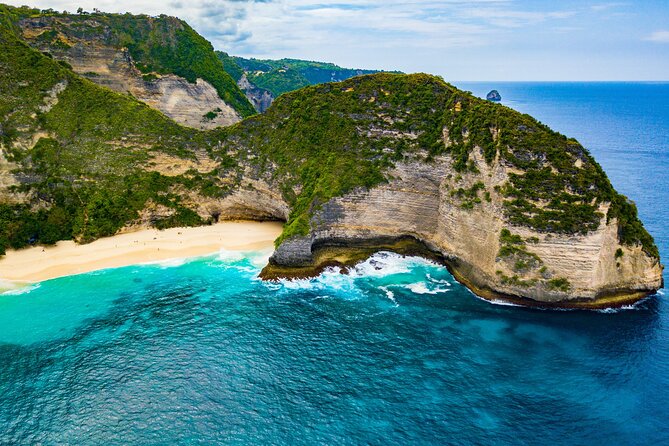 Best Iconic West and East Nusa Penida Island Tour - All Inclusive - Lunch at Warung The Sorent: Fuel Without Breaking the Day