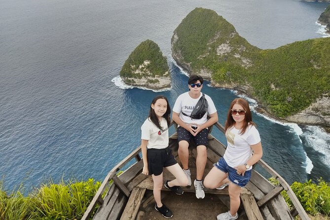 Best Iconic West and East Nusa Penida Island Tour - All Inclusive - Paluang Cliff: The Side View of Pinky Beach That Changes Everything