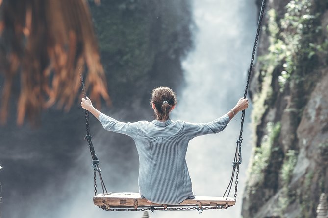 Best of Bali : Bali Temples , Rice Terrace and Waterfall Tour - Stop 3: Tirta Empul Temple and the holy-water purification ritual