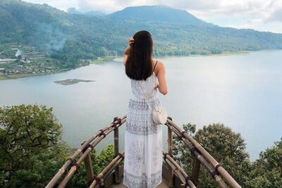 Best of North Bali: Banyumala Waterfall, Handara Gate and Temple - Handara Iconic Gate: the photo spot with the best background