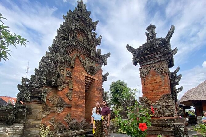 Best Of Ubud Private Day Tour With Local Guide - Stop 3: Sacred Monkey Forest Sanctuary and the art of respectful space