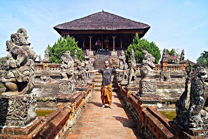 Charter Standard Vehicle with Driver at Bali- 5 Hours Usage - How a 5-Hour Southern Bali Day Can Work (Uluwatu + GWK Loop)