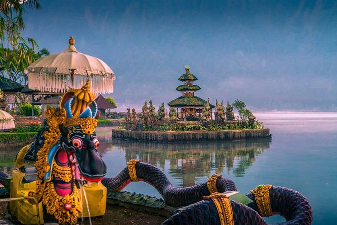 Charter Standard Vehicle with Driver at Bali- 5 Hours Usage - If You Want Ubud Daylight: Staying Within the Gianyar Zone