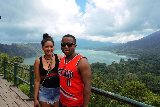Complete your Bali Holiday with Bali Instagram Tour including Lunch - Wanagiri Hidden Hills and the Twin Lakes viewpoint
