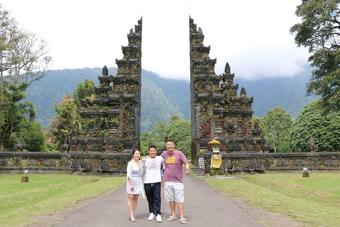Complete your Bali Holiday with Bali Instagram Tour including Lunch - Hotel pickup and air-conditioned comfort from Kuta