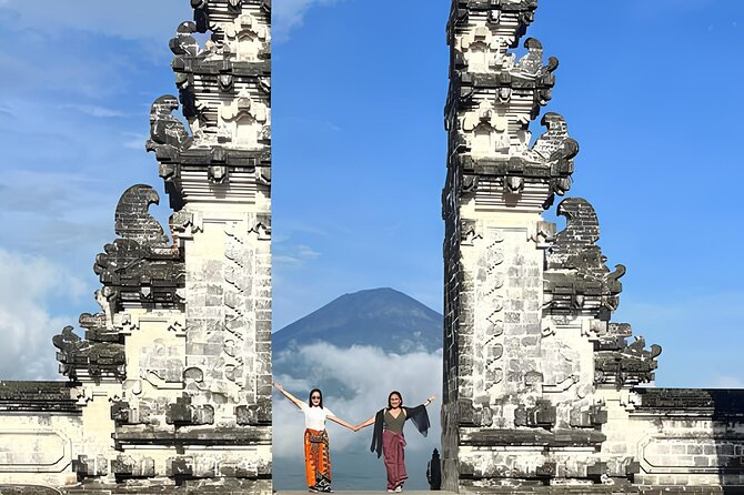 East Bali's Icons Tour Lahangan sweet Sunrise And Gate of Heaven - Pickup, Transport, and a 10–11 Hour Morning-to-Evening Plan