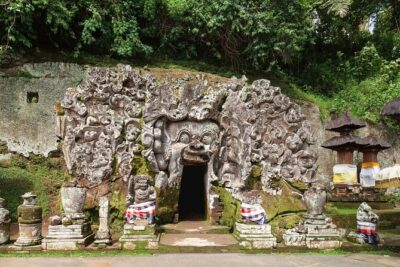 Elephant Cave and Hidden Waterfall All-Inclusive Private Day Tour - Celuk Village: Gold and Silver Crafting You Can Actually Watch