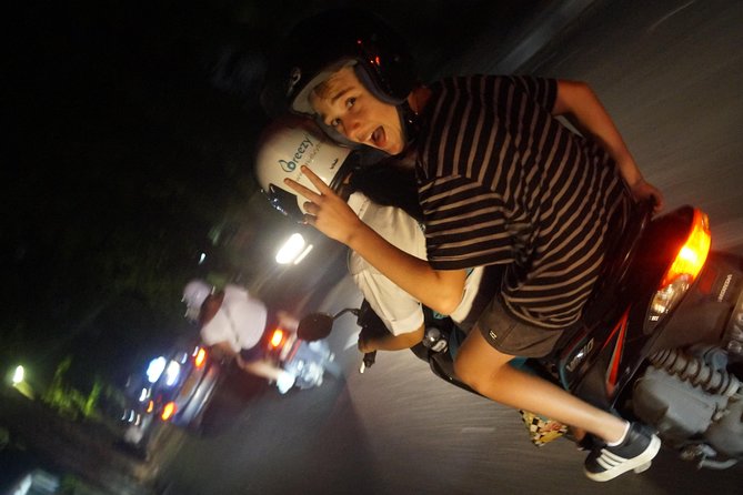 Foodie Tour Bali - Your Evening Route: Street Vendors, Puputan Garden, Kreneng Market, and Dessert