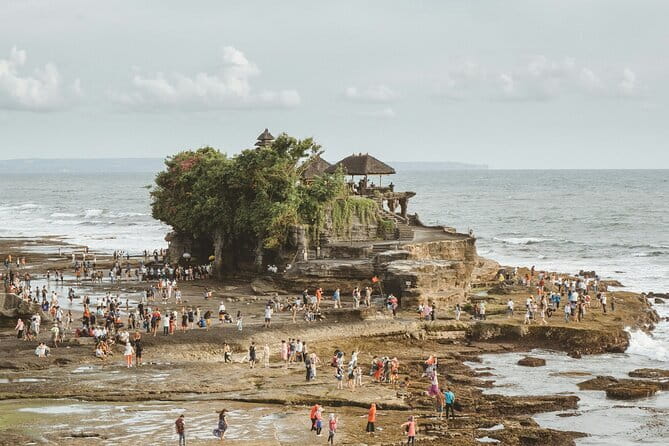 Full Day All Inclusive Tanah Lot and Uluwatu Sunset Tour - Stop 2: Garuda Wisnu Kencana (GWK) Cultural Park and its big-spaces feeling