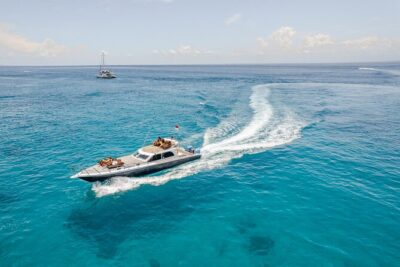 Full Day Nusa Penida by Honey Milk Yacht 13 meters - Crossing Time and Pace: The 30-Minute Jump to Nusa Penida