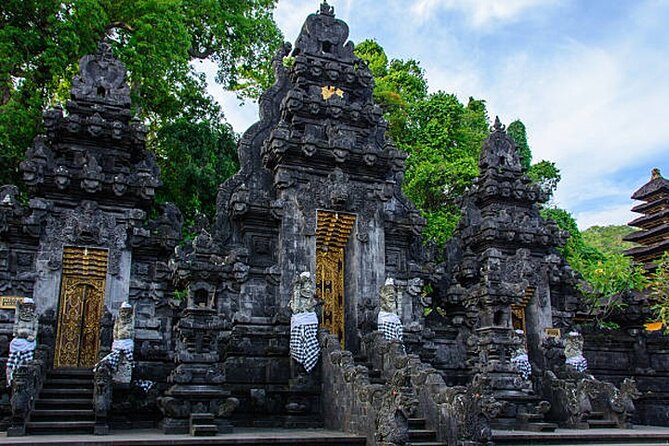 Full Day Private Tour East Bali Sightseeing - All Inclusive - Stop 3: Tenganan Ancient Village and the Value of Cultural Preservation