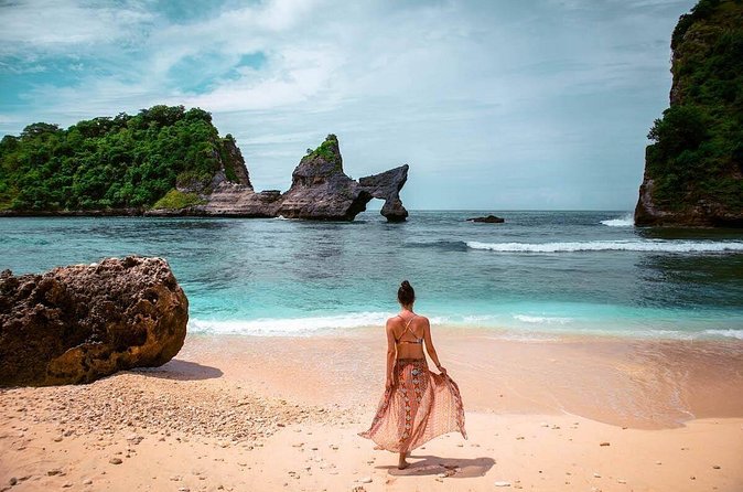 Full Day Private Tour to Nusa Penida Underground Temple from Bali - Atuh Beach: the mini-adventure beach stop