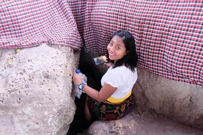 Full Day Private Tour to Nusa Penida Underground Temple from Bali - Lunch, water, and included comforts that matter on Penida