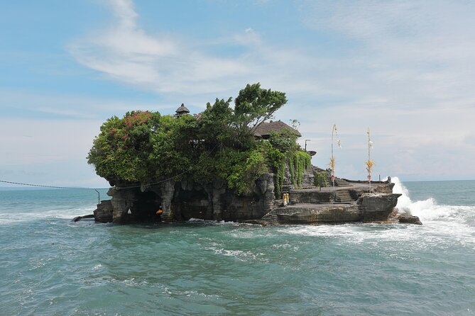 Full Day Private Tour to Ubud Waterfall and Tanah Lot Sunset - Ubud lunch break: set-menu Indonesian food without the planning headache